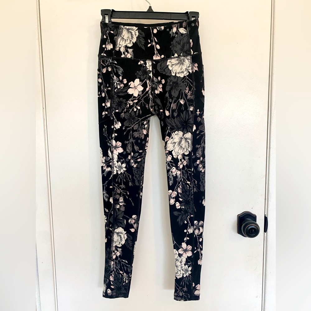 Victoria’s Secret floral leggings